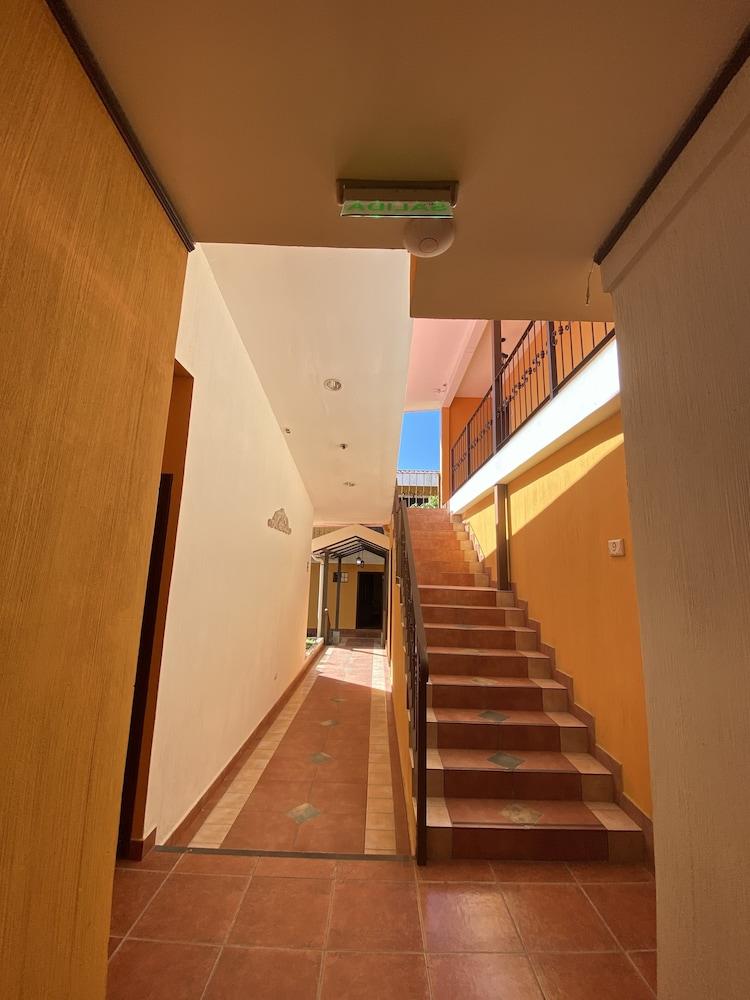 Hotel Villa Terra San Salvador Extérieur photo